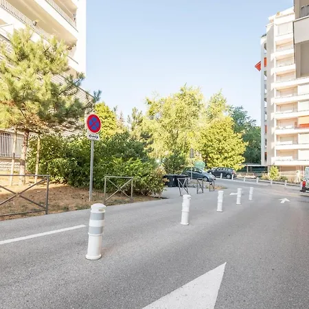 Appartement Charming With Balcony And Parking Near The Center Of Annecy